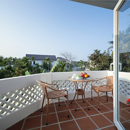 Ly Phuc Homestay Хойан Экстерьер фото
