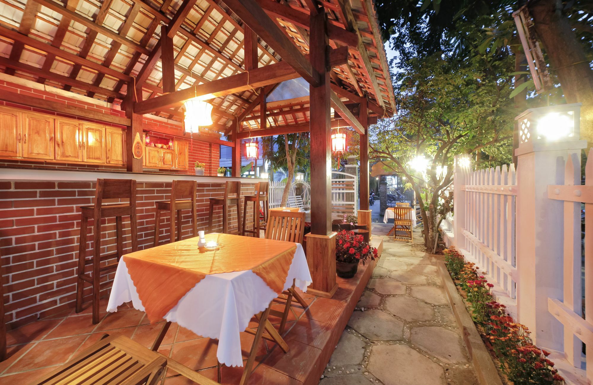Ly Phuc Homestay Хойан Экстерьер фото