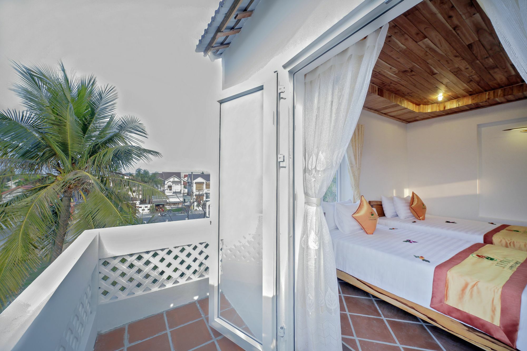Ly Phuc Homestay Хойан Экстерьер фото